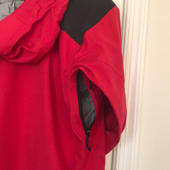 REI ELEMENTS WOMENS JACKET - Picture 7 of 11